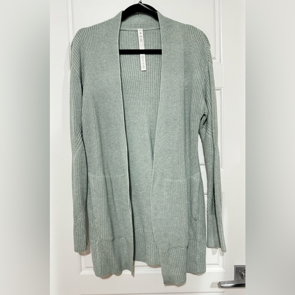 Lululemon Cashlu Sweater Wrap Size XS / S - Picture 3 of 5